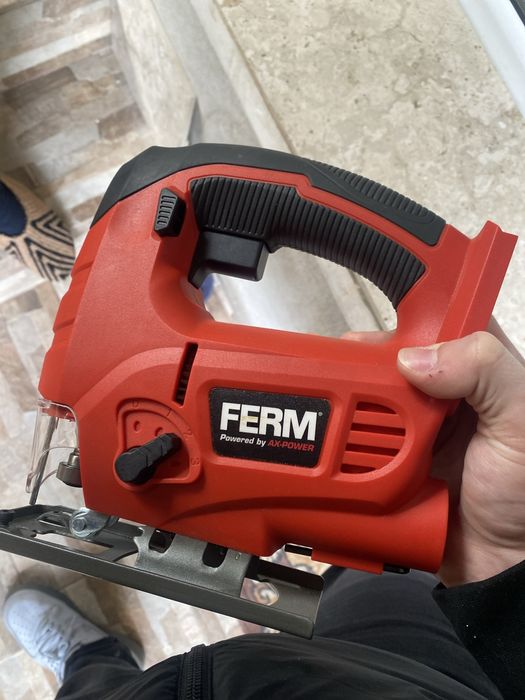 Прободен трион FERM JSM1033 (20V) – без батерия и зарядно