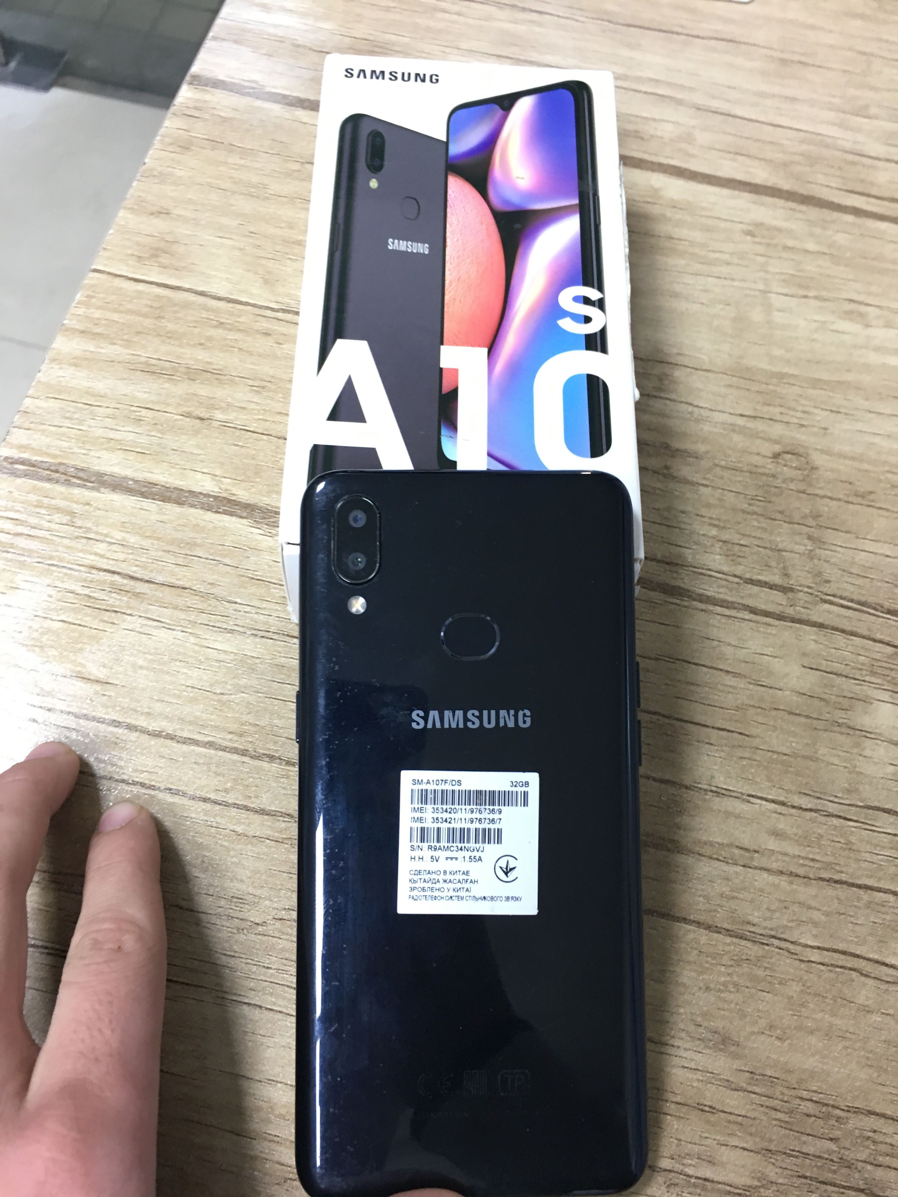 Samsung a 10 s sotiladi srochniy