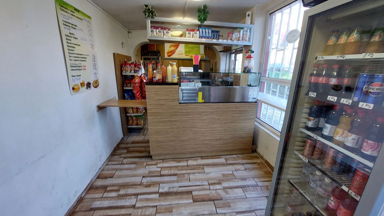 Дава се под наем Заведение в Варна, Автогара - 30 кв.м за 10200 € - Снимка #5