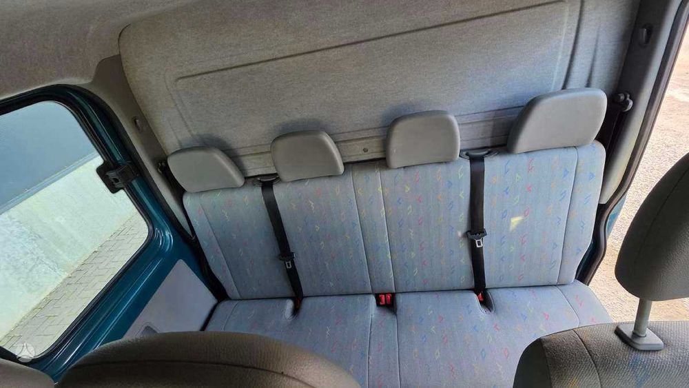 VW Crafter 2.5 TDI, 7 locuri, lada 3,50m
