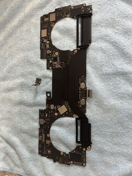 Placa de baza Macbook Pro 13 2020 A2251  i5 2.0 16GB 512SSD