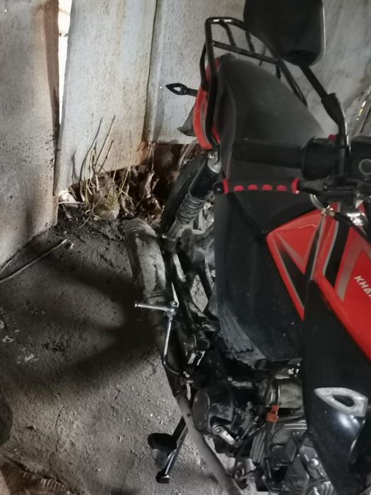 Khan moto на ходу