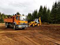 Închiriez Buldoexcavator