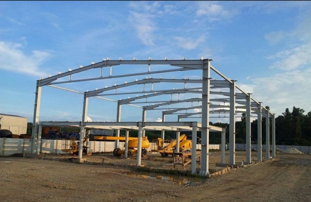 Hala metalica  15x25x4  din ipe cu tot cu montaj