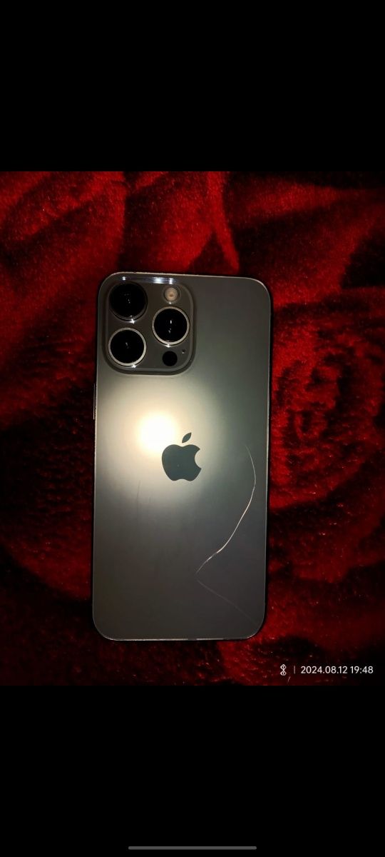 iPhone 15 Pro Max
