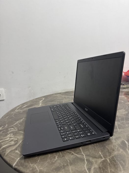 Продаю ноутбук Acer Aspire! Почти  как новая ,вообще не использовали