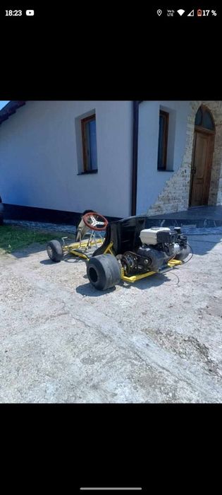 Vand sau schimb (cu trotineta electrica, nu din aia care prinde 25 la