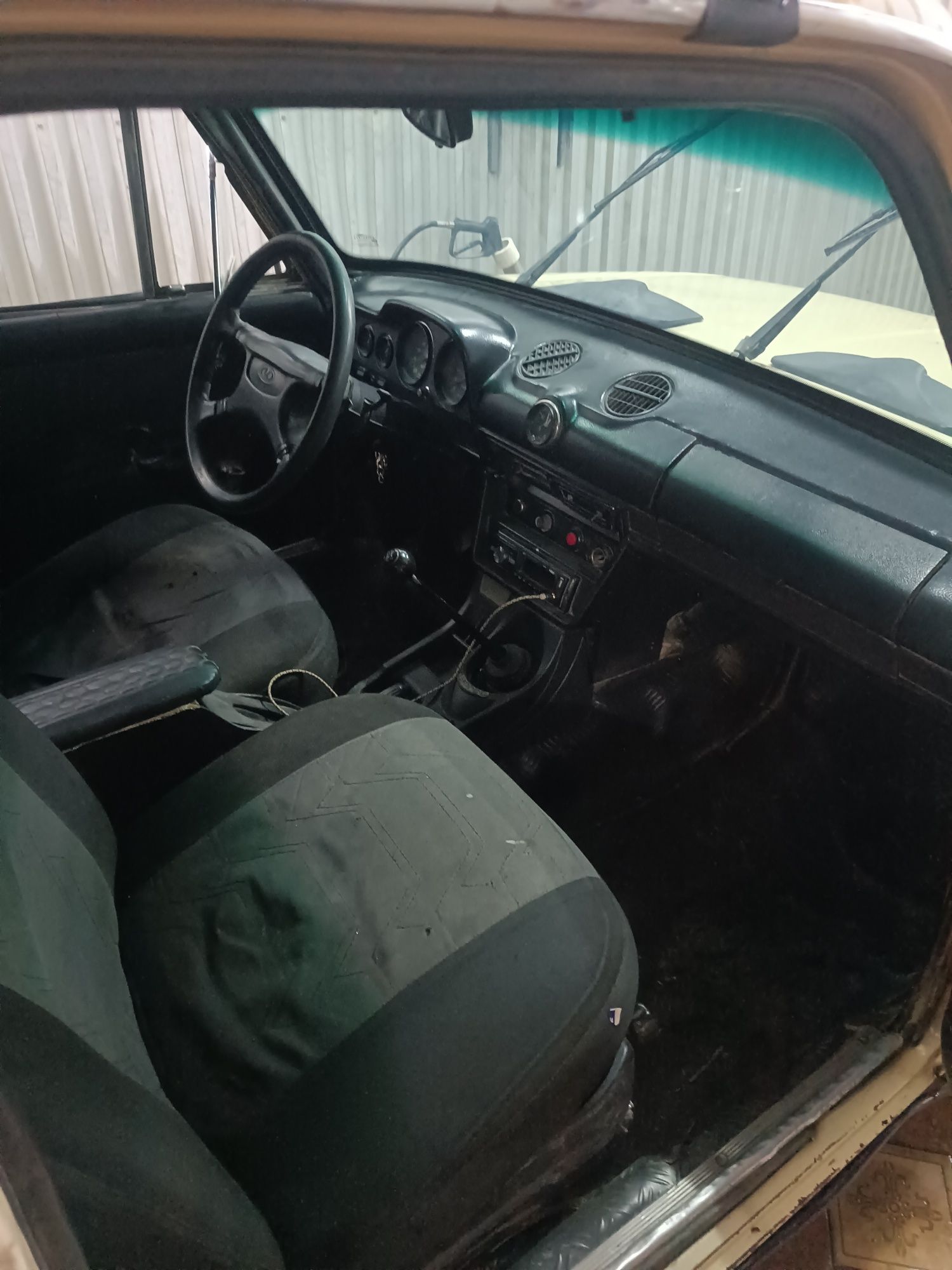 Vaz2106 srochne sotiladi