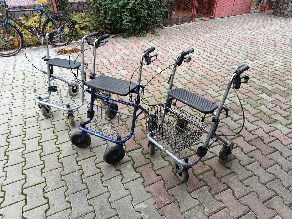 Scaun pentru bolnavi locomotor