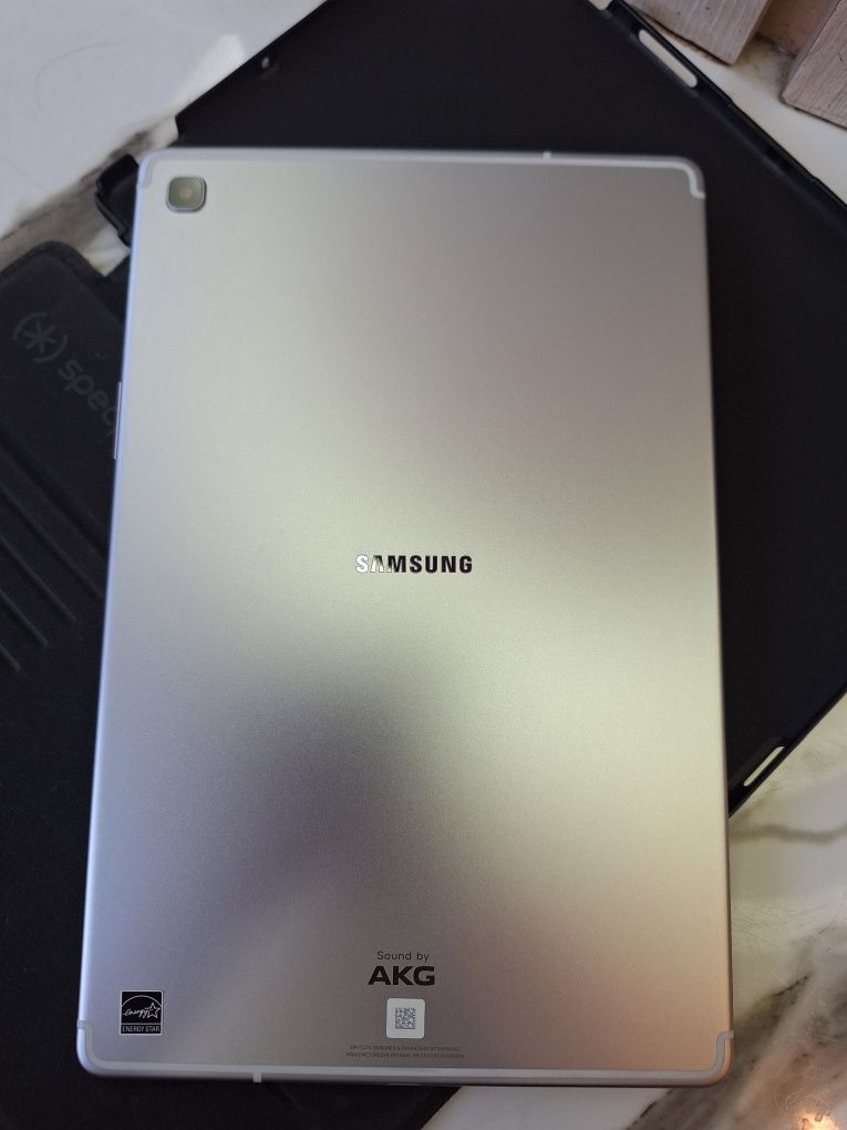 Samsung Tab S5e.