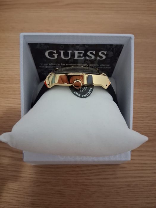 Ceas guess barbatesc