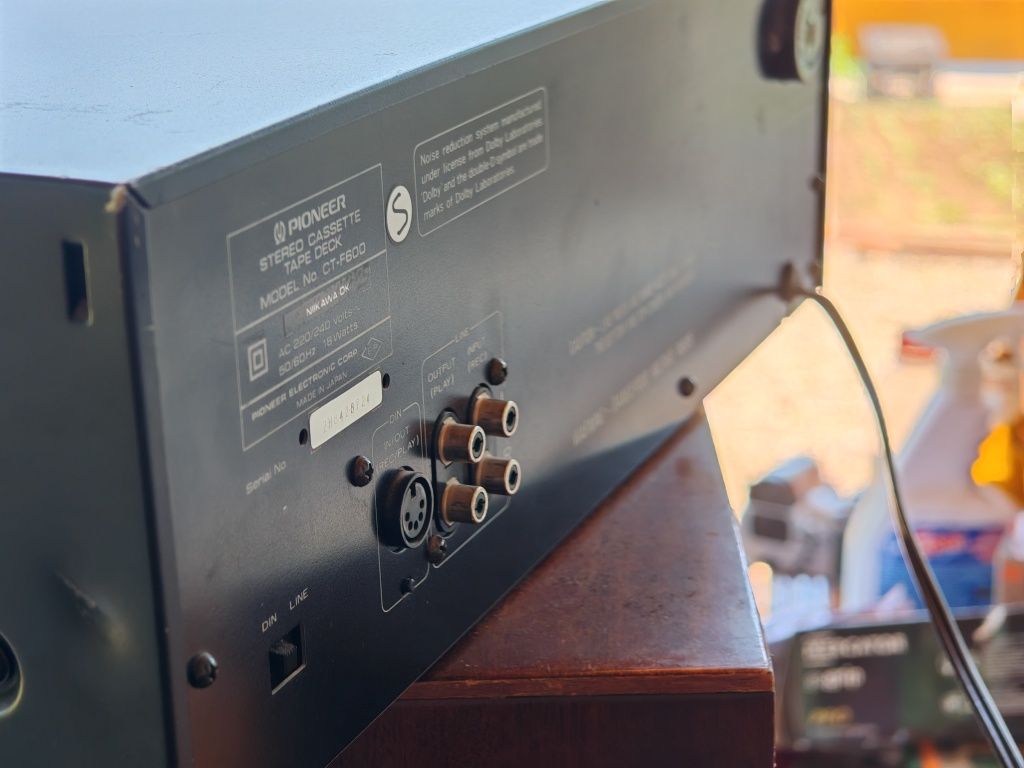 Vând deck casetă pioneer Blue line CT-F600 - partial funcțional
