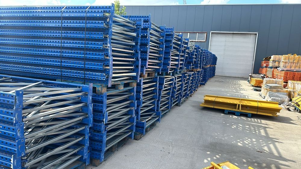 Rafturi metalice
