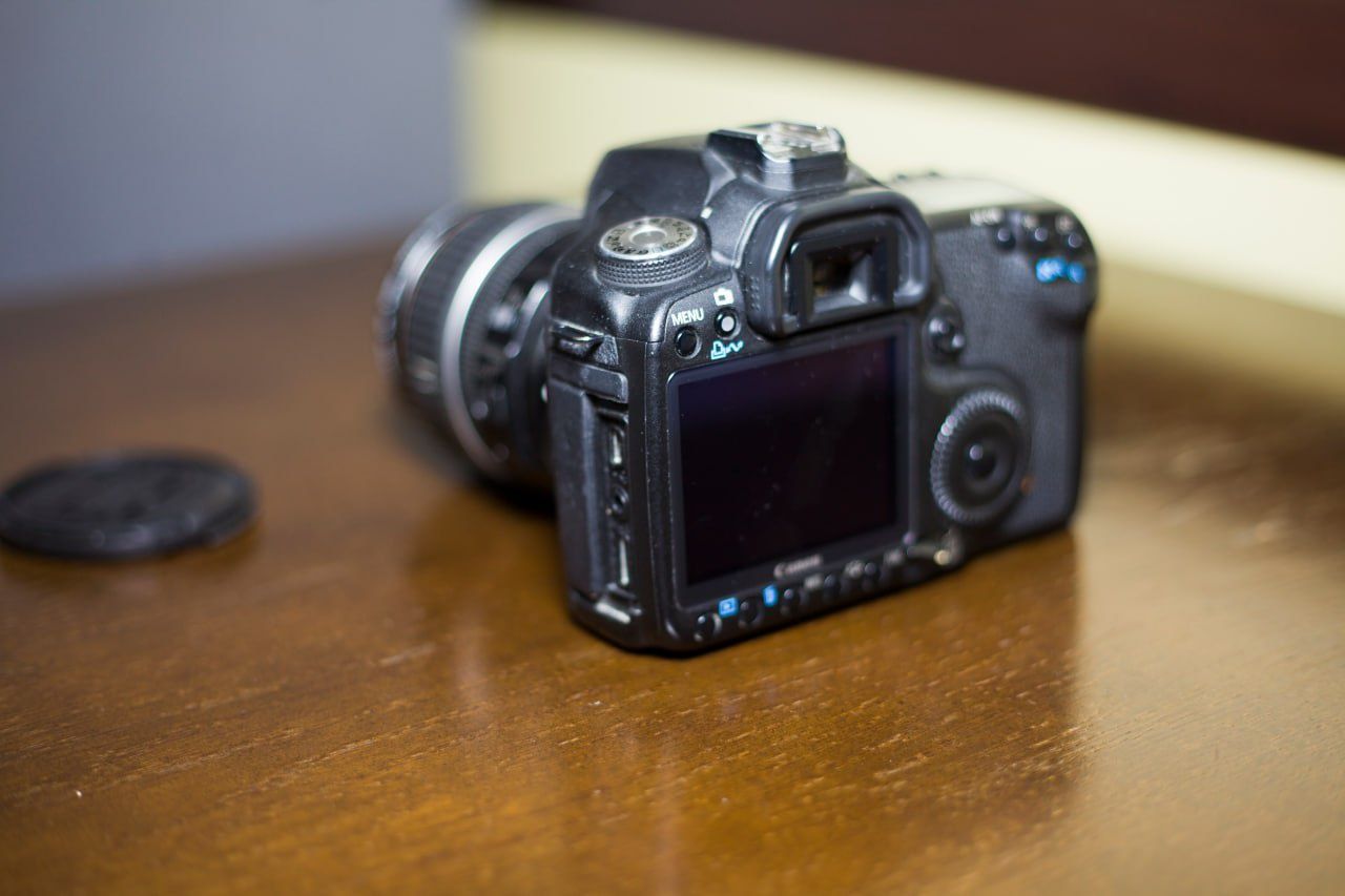 Продаю Canon 50D + объектив EFS 17-85 mm. В отличном состоянии.