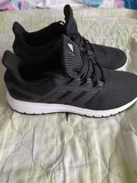 Нови  маратонки"Adidas"