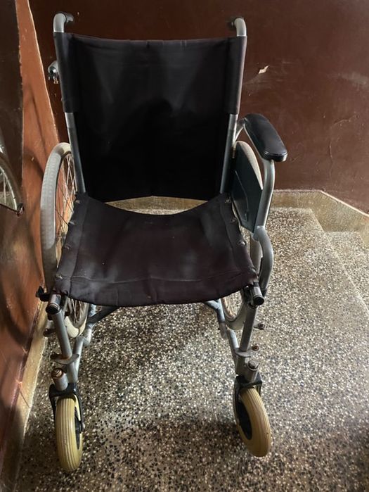 Инвалидна количка