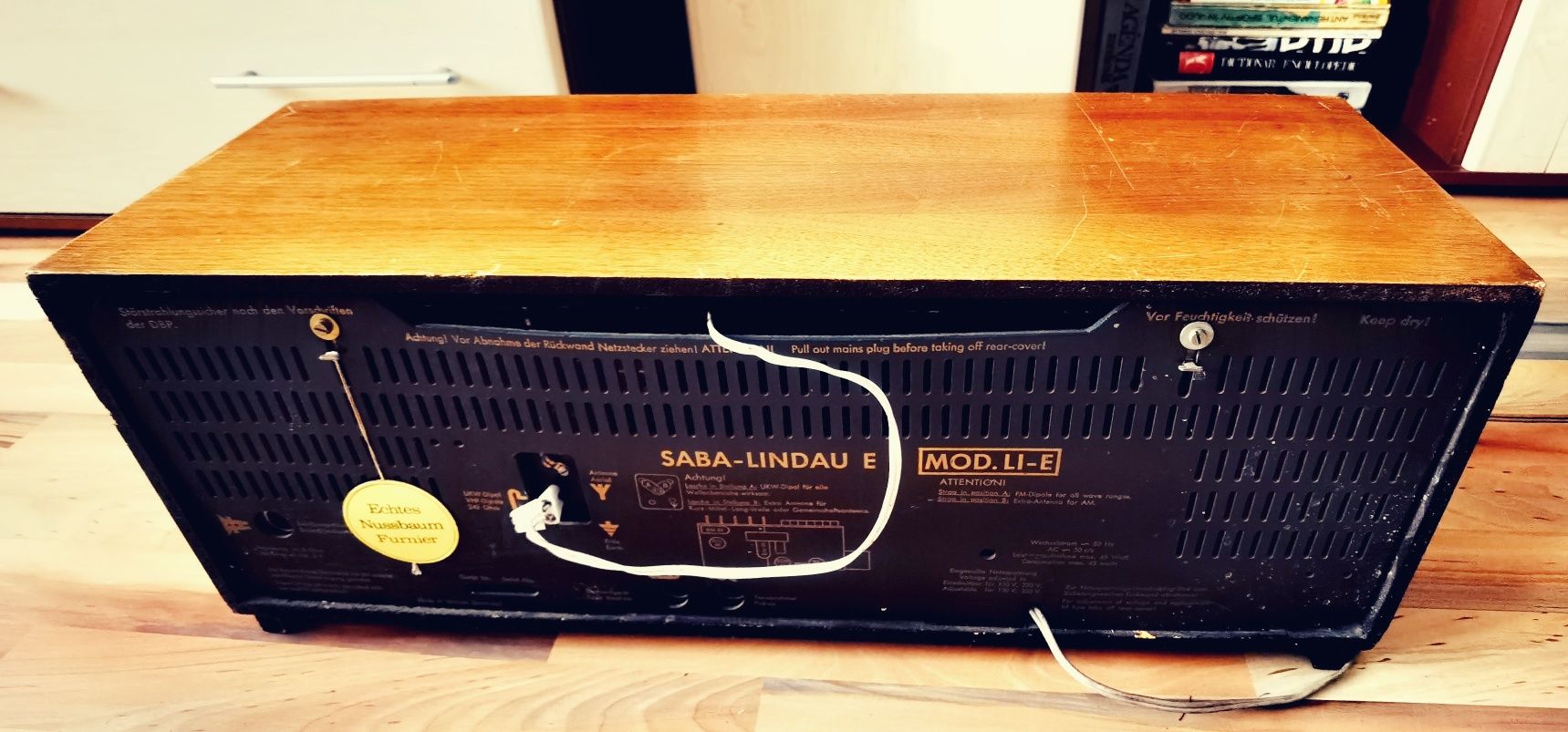 Radio vechi pe lămpi Saba Lindau E retro vintage de colecție anii 60