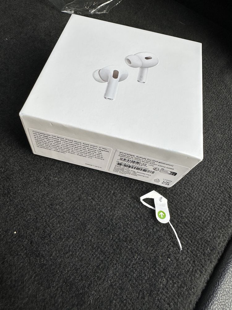 AirPods Pro 2 слушалки