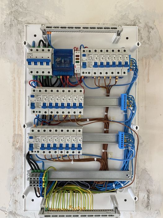 Electrician autorizat - interventii rapide NON STOP Magurele