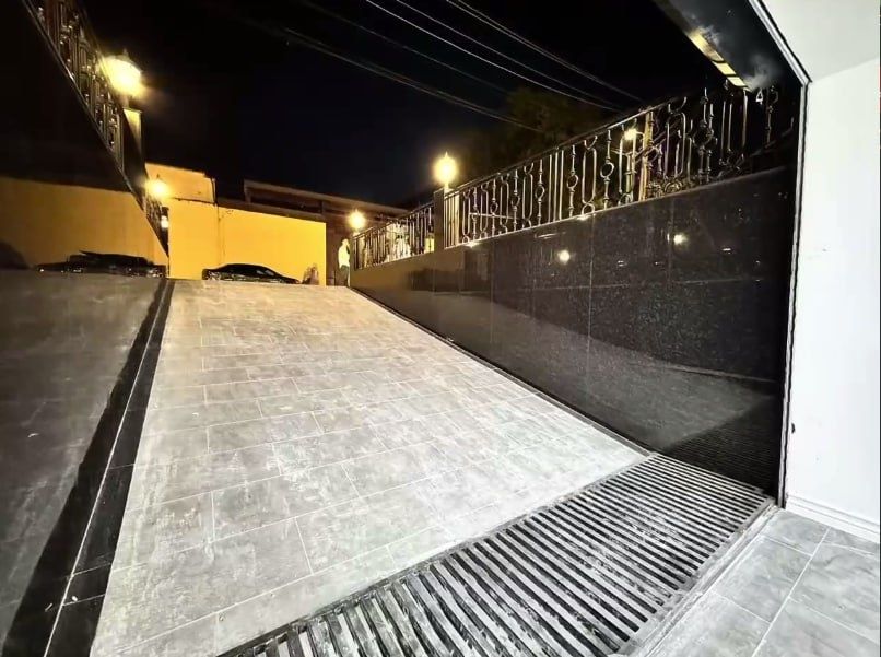 Продается Коттедж на ул. Саламатина, 6 комнат, 1,2 соток