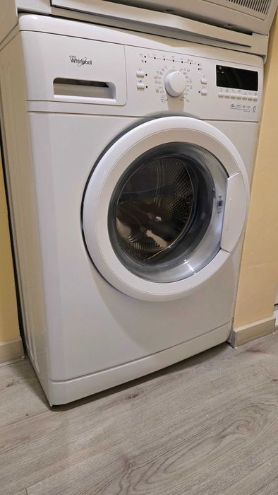 Пералня Whirlpool 6 sense