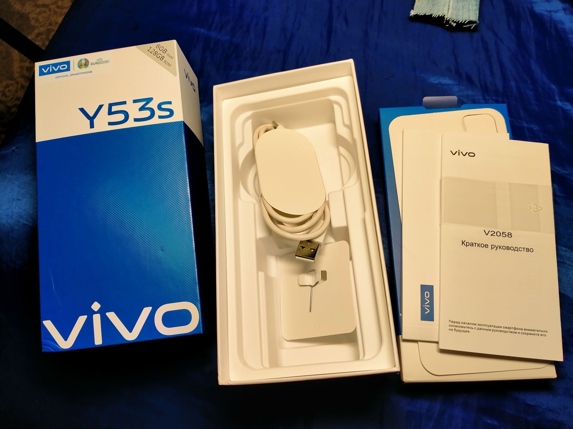 Продам смартфон Vivo Y53s