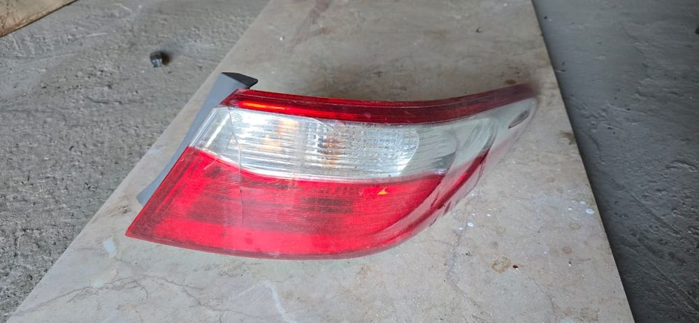 Фара на тойота камри