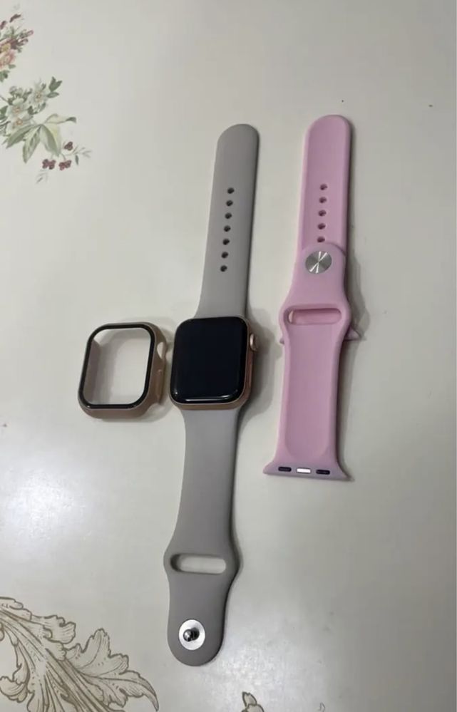 Apple Watch SE 40mm 100.000 тг