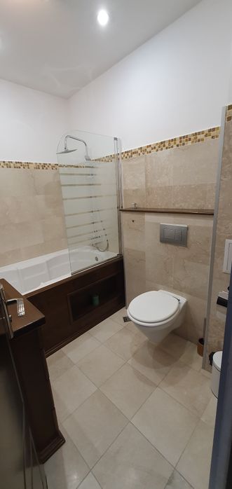 PF Vand apartament 3 camere, 60mp, parcare, 2 balcoane,  la 2 minute d