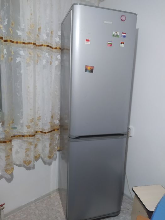 Продам холодильник бирюса высоки