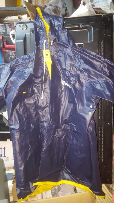 Pelerina  ploaie tesa