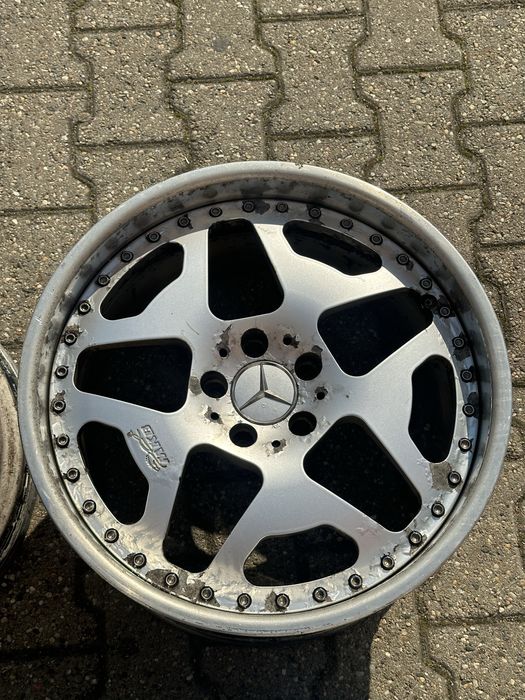 Oz Mkb 19” 8.5J 10J ET40 5x112