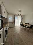 Apartament de vânzare 3 camere zona Balanta/Parcare sub și supra teran