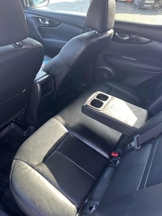 Nissan Qashqai 1.6 dCi Tekna / 2014 – Full Option / Cameră 360° / Navi