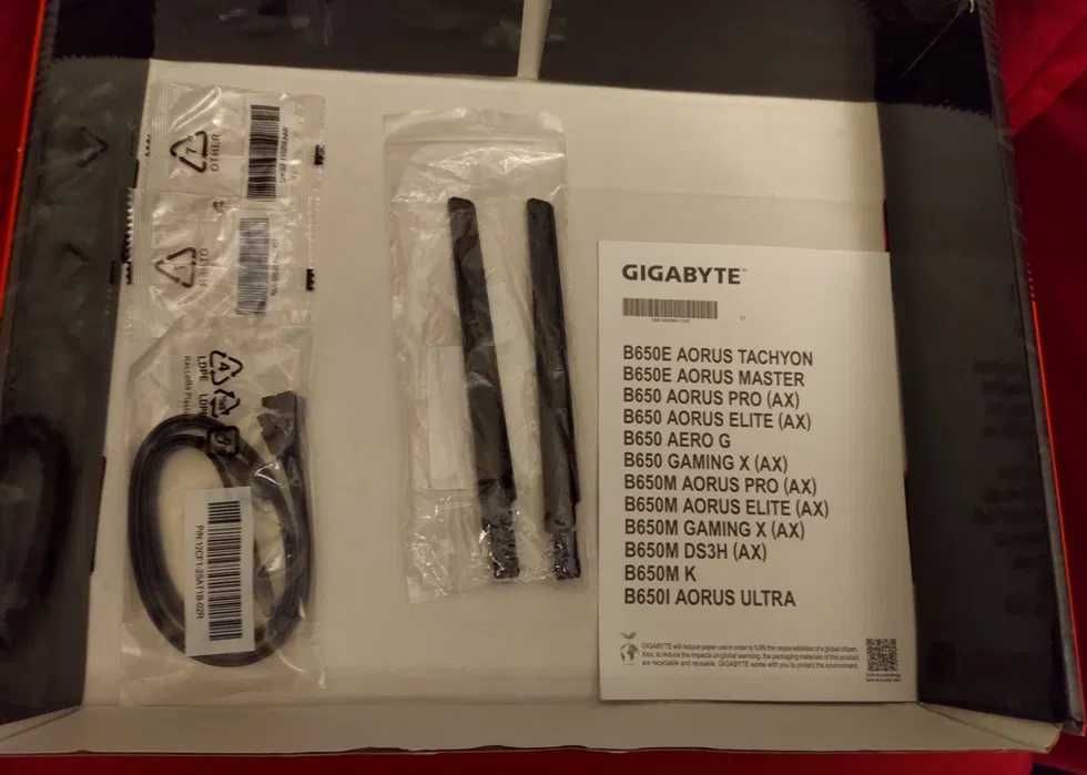 AM5: AMD Ryzen 7 7700X и дънo Gigabyte B650 GAMING WIFI /опц 32GB DDR5