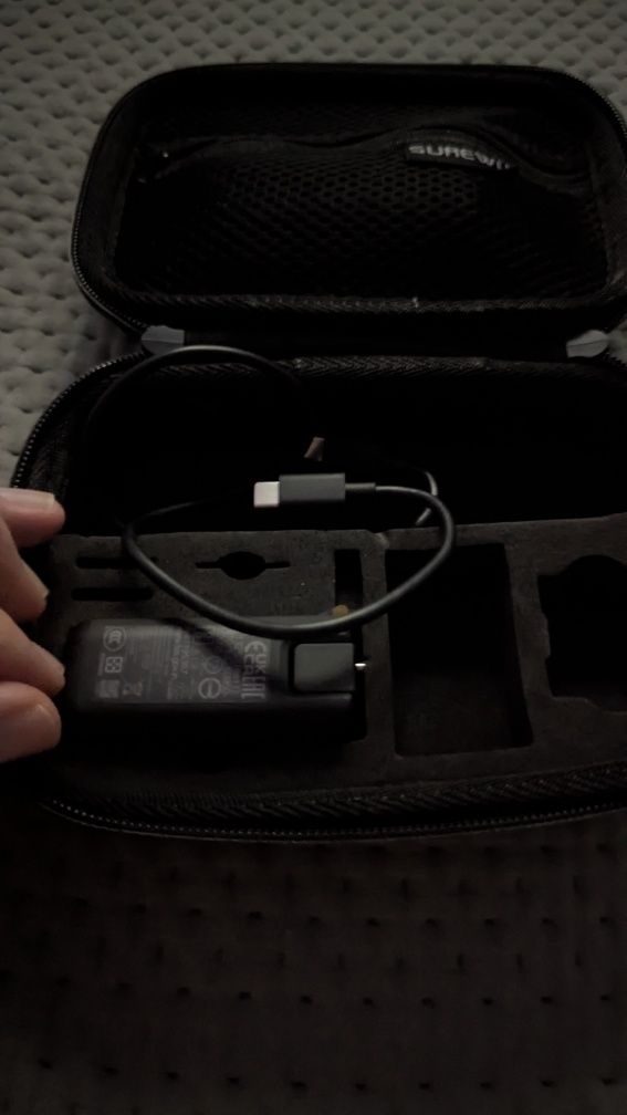 Dji osmo pocket 3 микрофон, аккумулятор, защитная коробка, ножка