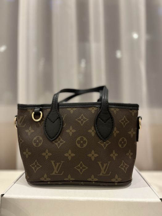 Louis Vuitton - мини чанта