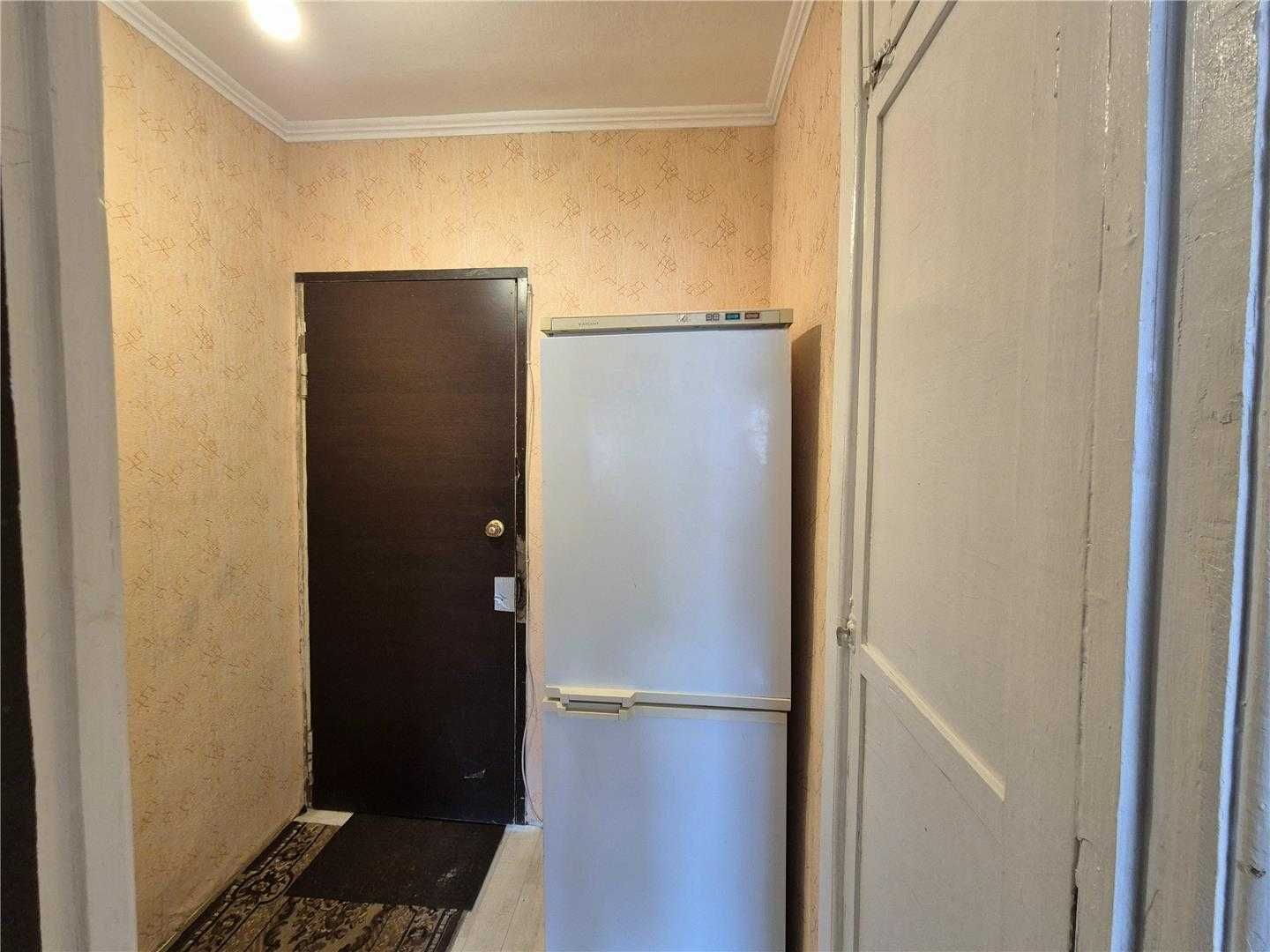 Продам 1 комн квартиру на 5 мкр в районе Тулпара.
на 2 /9 эт
