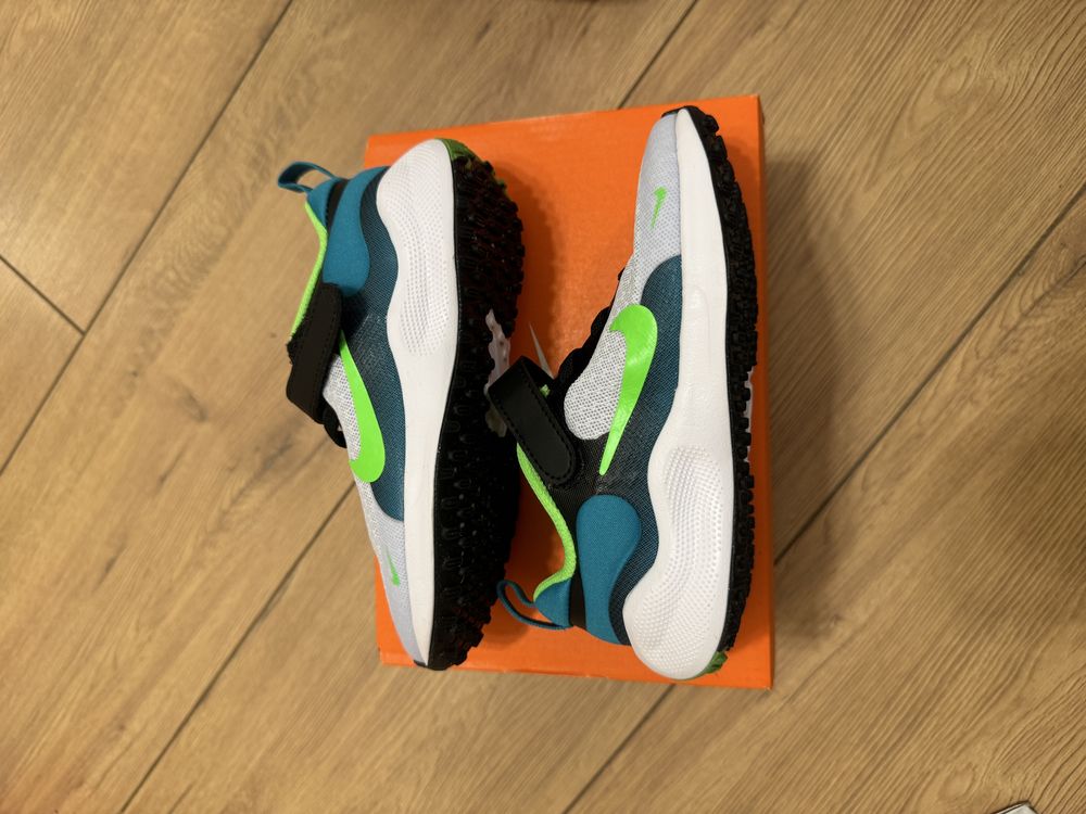 Нови детски Nike Revolution 7