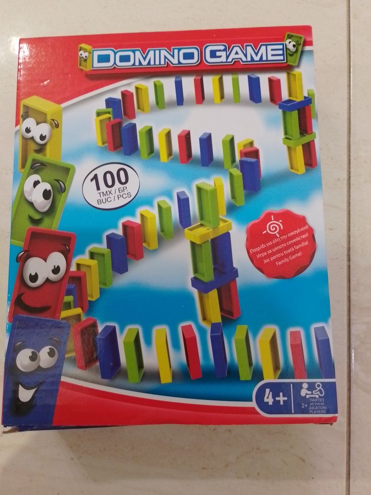 Лот домино и игра с отваряне и познаване.