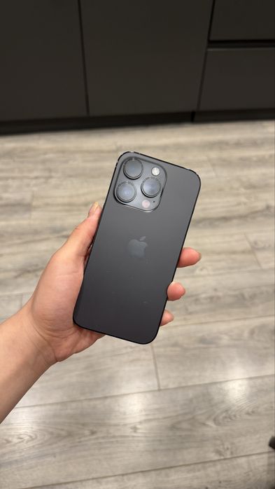 Продаю iPhone 14 pro