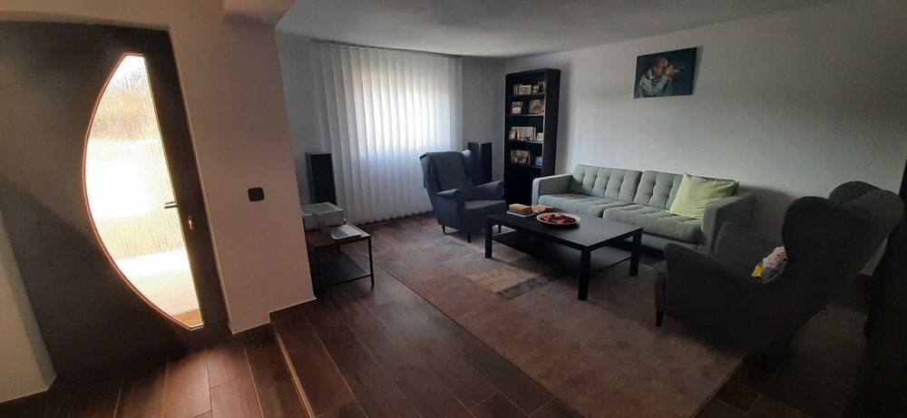 Casa de vânzare ( 2 imobile)