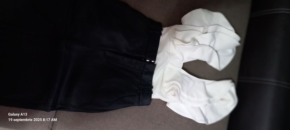 Fusta și cămașă Zara