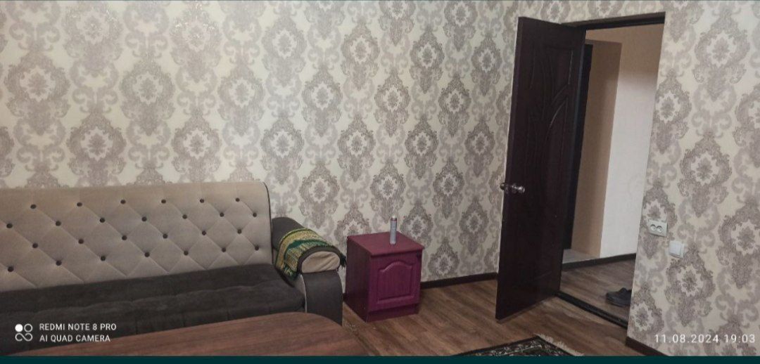Chilonzor 8 kv 2 xonali lubboyiga 400$ srochni