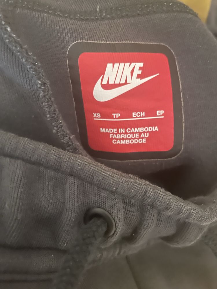 Долнище nike tech fleece