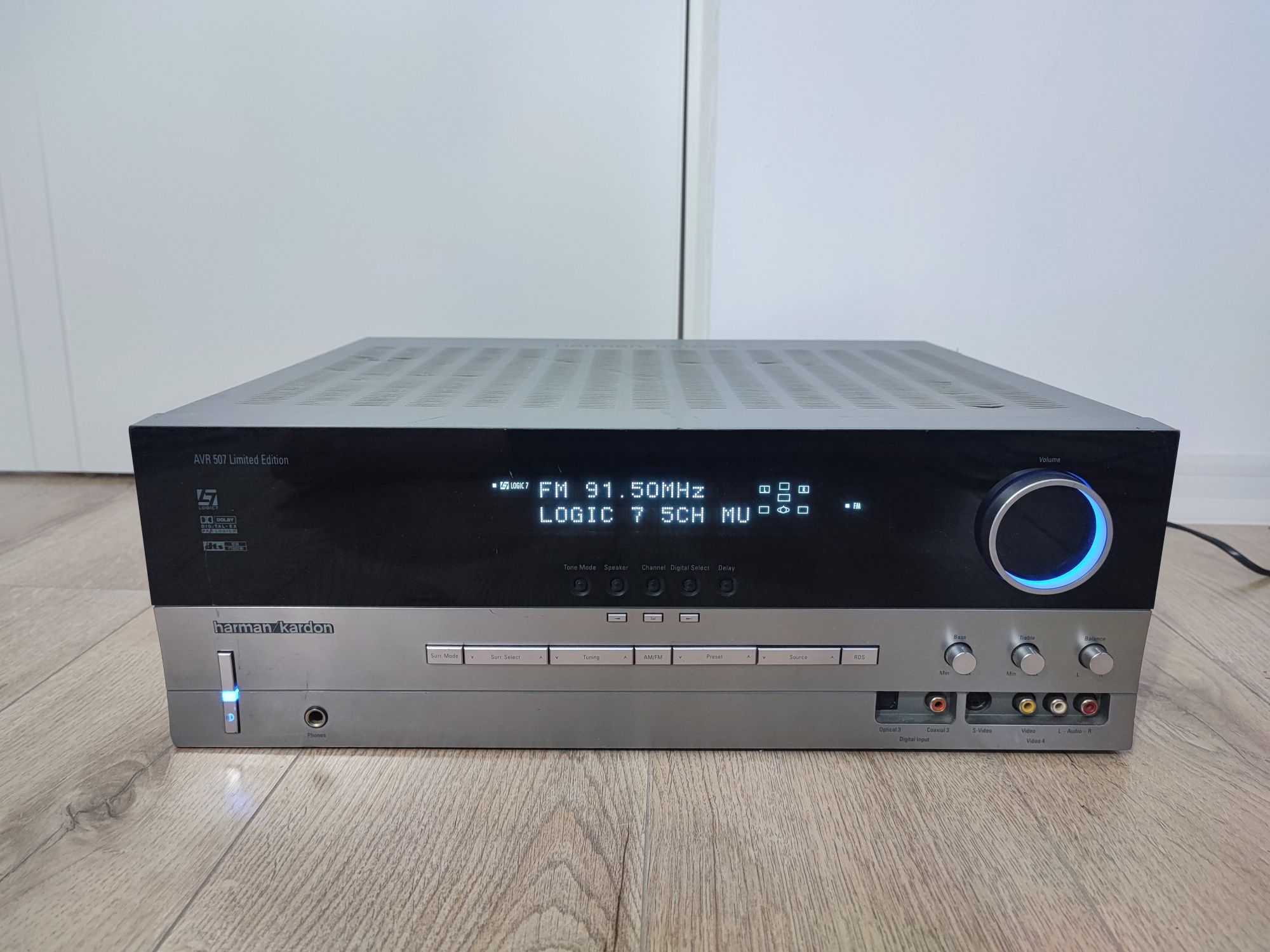 Amplificator Harman Kardon AVR 507 Limited Edition 450 Wati ventilator