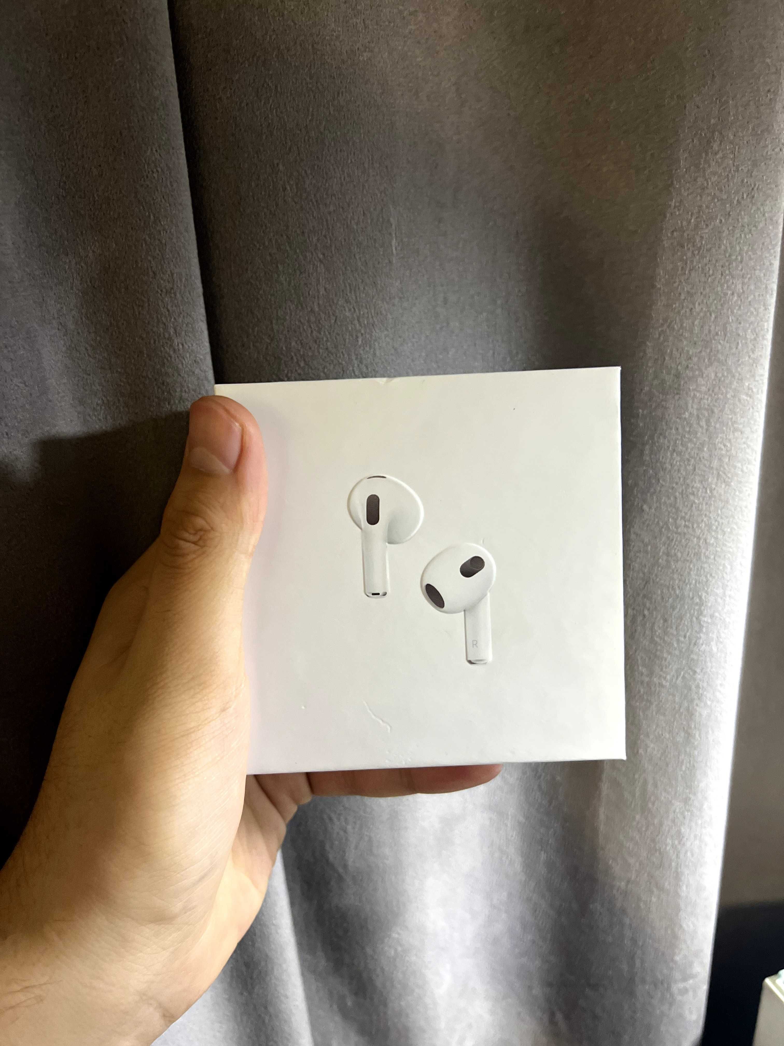 AirPods 3 (3rd generation)