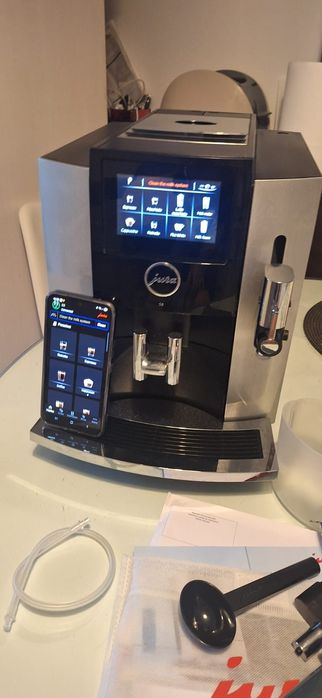 Jura S8 Professional Aroma Moonlight Silver