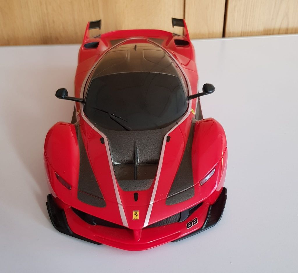 Mașinuță Ferrari FXX K,Scara 1:14 RC,Maisto Tech,35 cm,cu telecomandă