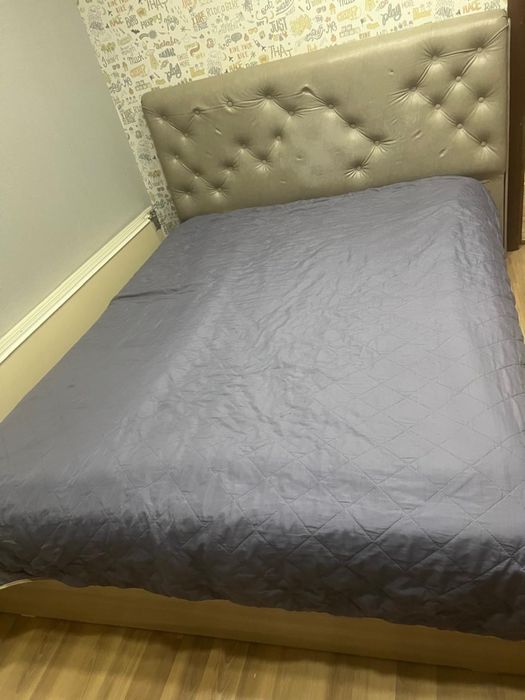 Кровать бесплатно самовывоз 160*200